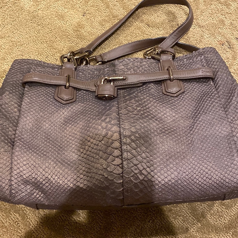 Coach purse. Brown sparkly “snakeskin” Never used. Comes with dust bag